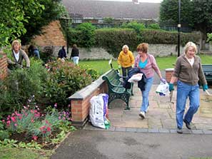Pifold being tidied by Gadening Club