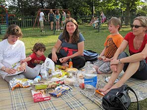 Picnicnin the Park 2011