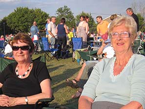 Picnicnin the Park 2011