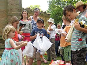 Sunday Teddy Parachute Jump