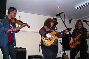 Cropwell Music Live 4-12-10