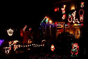 Xmas lights in Cropwell Bishop