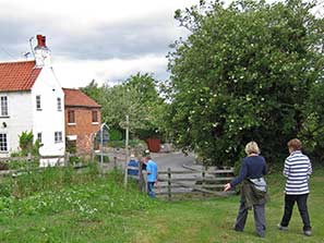 Walk 27-3-11 26-12-10