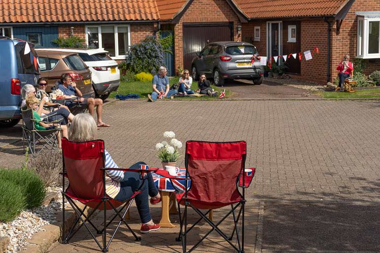 VE Day on Barratt Close