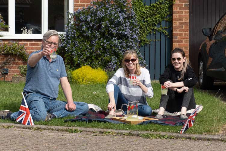 VE Day on Barratt Close