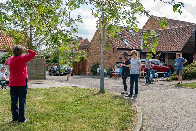 VE Day on Barratt Close