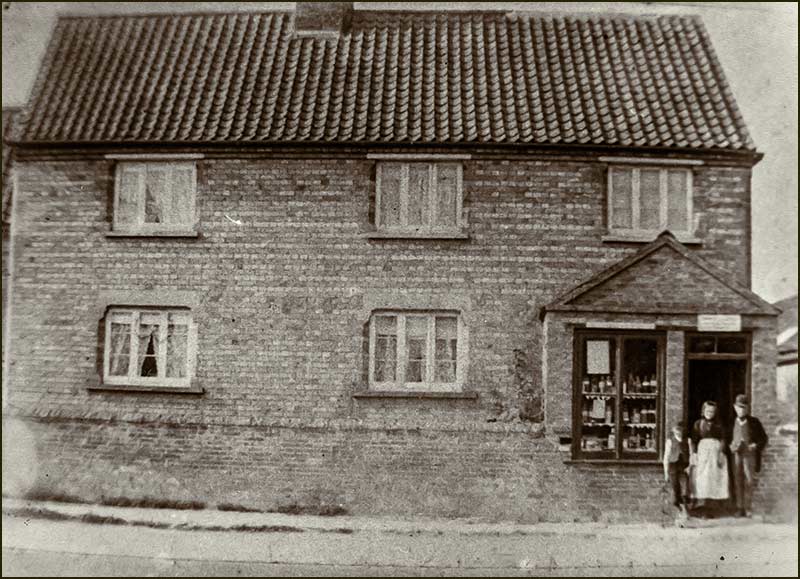Thomas Clarke, Ann Clarke and a grandson (1890s)