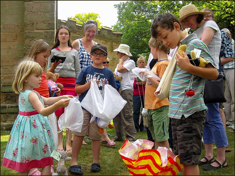 Teddybear Parachutes (2018)