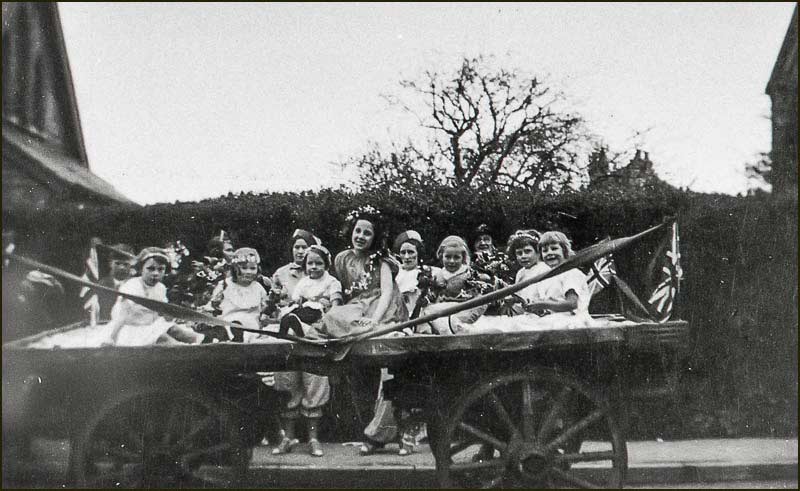 Carnival float in 1930s
